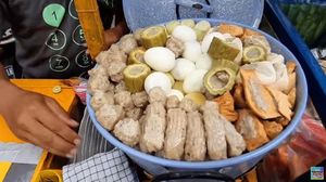 20 Siomay Gerobakan Rp 10 Ribu Ada di Sini!