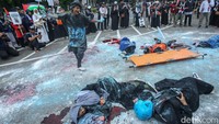 Aksi ini dilakukan di depan Kedubes AS dengan tujuan menstop dukungannya kepada Israel dan menyetujui gencatan senjata secara permanen.