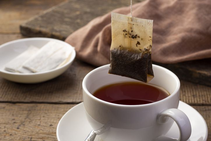 5 Tips Praktis Hindari Kontaminasi Mikroplastik dalam Makanan