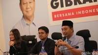 Program ini merupakan solusi yang ditawarkan paslon nomor urut 02 dalam penyediaan lapangan kerja bagi anak-anak muda di Tanah Air.