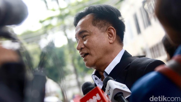 Yusril Diperiksa Jadi Saksi Meringankan Firli di Polda Metro Jaya Yusril Diperiksa Jadi Saksi Meringankan Firli di Polda Metro Jaya