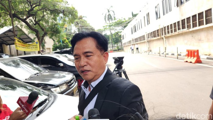 Yusril Ihza Mahendra di Polda Metro Jaya.