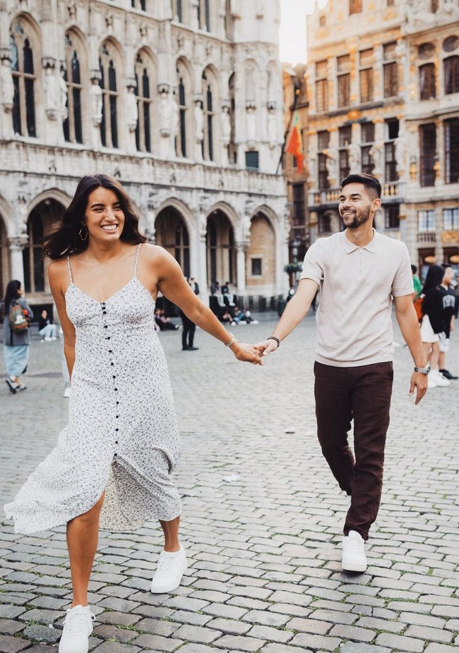 Dalam unggahan di Instagram, Aislinn mengungkap bahwa dia dan Sandy Walsh berencana menikah tahun ini. Foto: Instagram/@acekonig