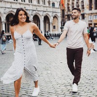 Dalam unggahan di Instagram, Aislinn mengungkap bahwa dia dan Sandy Walsh berencana menikah tahun ini. Foto: Instagram/@acekonig