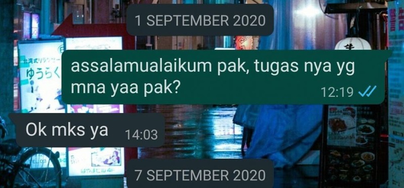 Komunikasi guru dan murid di era modern sudah bisa lewat chat. Tapi jangan sampai blunder kayak berikut ini, ya.