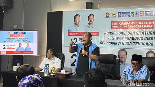 Fahri Hamzah saat memimpin konsolidasi Tim Kampanye Daerah (TKD) dan relawan Prabowo-Gibran Provinsi Nusa Tenggara Barat (NTB) di Mataram, Selasa (16/1/2024). (Foto: Helmy Akbar/detikBali)