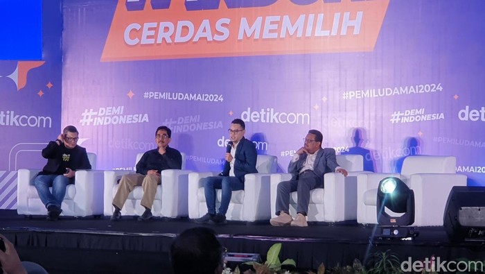 Foto: Ketua KPID Sumut Anggia Ramadhan saat mengikuti acara #Demi Indonesia Cerdas Memilih yang digelar oleh detikcom dan Kemenkominfo di Medan. (Goklas Wisely).