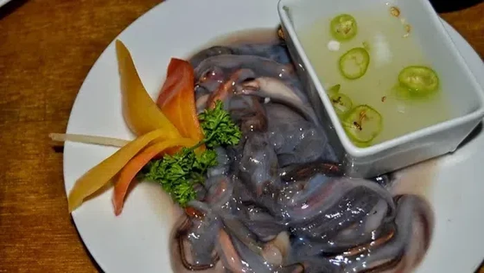 Geli Enak! 5 Makanan Populer di Manca Negara Ini Diolah dari Cacing