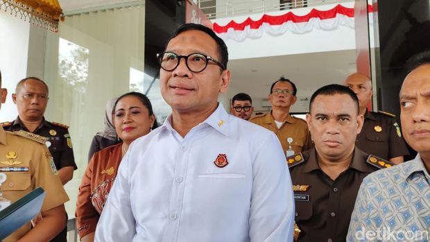 Kepala Kejaksaan Tinggi (Kejati) DIY Ponco Hartanto di Lapas Perempuan (LPP) Kelas II B Yogyakarta di Wonosari, Gunungkidul, Selasa (16/1/2024).