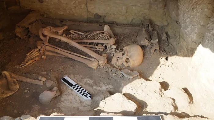 Makam era Mesir Kuno berusia 4.500 tahun plus artefak ditemukan di Saqqara Mesir Makam era Mesir Kuno berusia 4.500 tahun plus artefak ditemukan di Saqqara Mesir