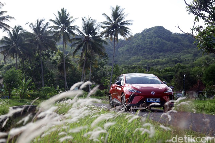 Mobil listrik MG4 EV digunakan oleh tim detikOto untuk ekspedisi budaya Batik dan Wayang di Jawa Tengah