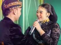 Lirik Lagu Lintang Asmoro Niken Salindry feat Akbar Versi Campursari