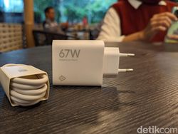 Unboxing Poco X6 5G, Makin Mewah dengan Bezel Tipis