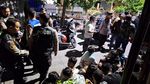 Ratusan Pesilat Diamankan Polisi Usai Konvoi di Bundaran Waru