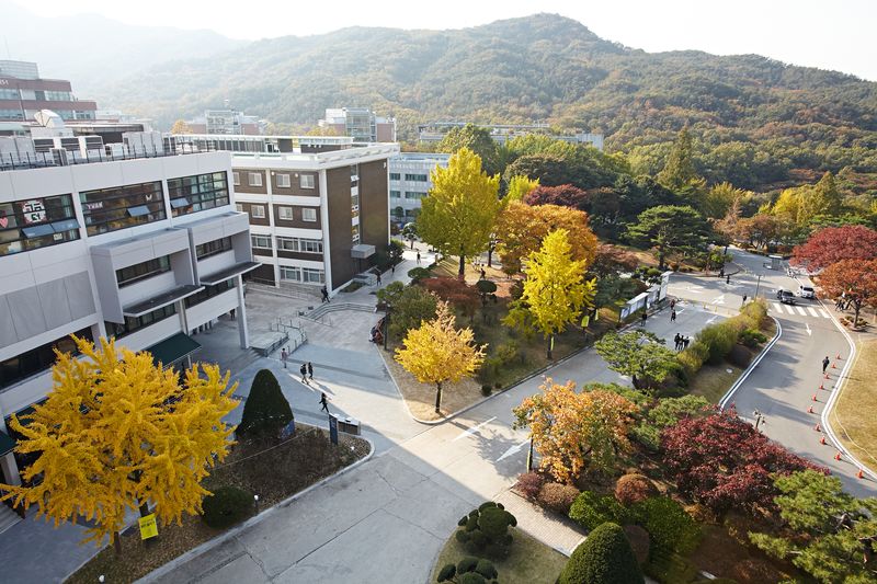 Seoul National University (SNU)