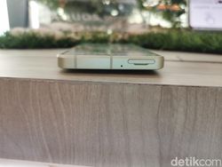 Penampakan Sharp Aquos Sense8, Minimalis dan Tahan Banting