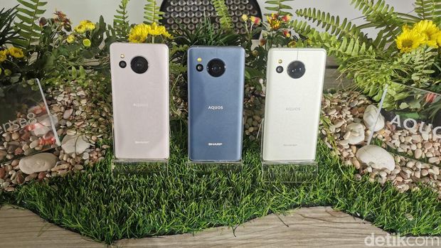 Sharp Aquos Sense8