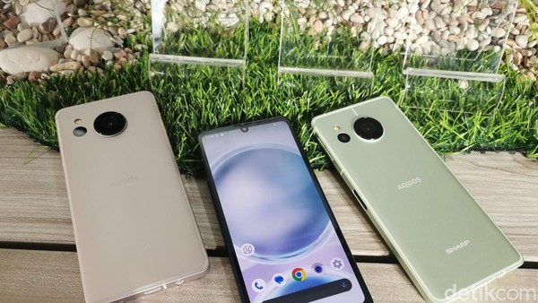 Penampakan Sharp Aquos Sense8, Minimalis dan Tahan Banting