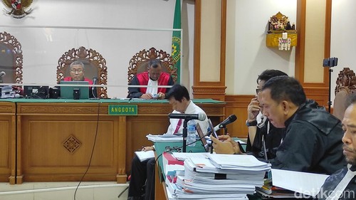 Sidang lanjutan kasus dugana korupsi dana SPI Unud di Pengadilan Tipikor Denpasar, Selasa (16/1/2024).