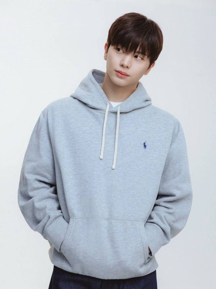 Yook Sungjae Yook Sungjae