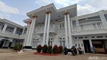 Penampakan Kantor Desa Mewah Bak Istana di Ciamis