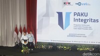 Prabowo kemudian mengutip semboyan Ing Ngarsa Sung Tuladha yang artinya di depan memberikan contoh. Dia mengatakan pentingnya seorang pemimpin memberikan contoh yang baik dalam memberantas korupsi.