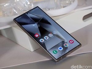 HP Makin Canggih, Travelling Nggak Cuma Jalan-jalan