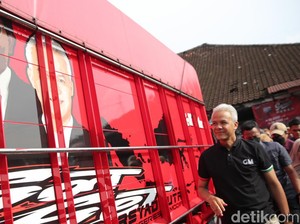 Bawaslu Solo Setop Pelaporan Ganjar Bagi-bagi Voucher di CFD, Ini Alasannya