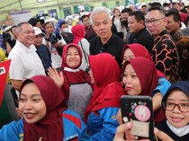 Ganjar Temui Buruh Perempuan di Kendal