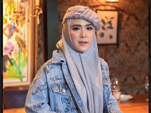 April Jasmine Jelaskan Maksud Pernyataan Muslim Harus Kaya