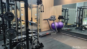 Lalu ada juga ruangan gym. Jadi karyawannya bisa sehat secara jasmani juga. Foto: (Panji Saputro/detikINET).