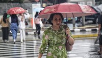 BMKG mengatakan pada pekan ini, 61% wilayah RI sudah masuk musim hujan.  