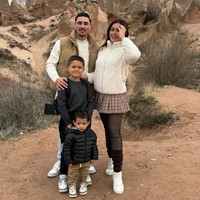 Dalam salah satu keterangan unggahannya Jessica mengungkapkan bahwa liburannya awal tahun 2024 tersebut merupakan kado untuk putra pertamanya, El Barack karena sudah memperoleh nilai rapor yang bagus. Foto: Instagram/@inijedar