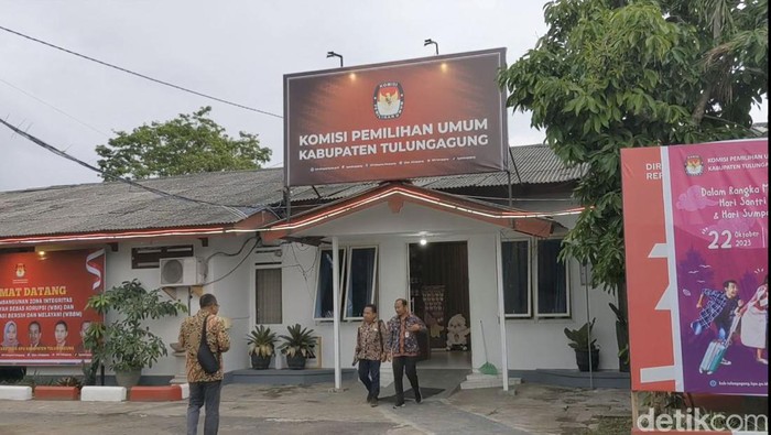 Kantor KPU Tulungagung.