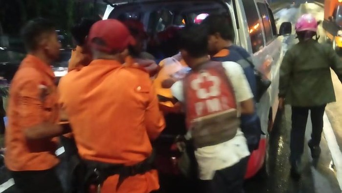 Kecelakaan di Mayangkara Wonokromo Surabaya