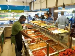 Tolak Makan di Kedai Sederhana, Wanita Ini Diblok Teman Kencan