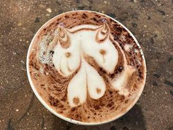 Kocak! Kumpulan Latte Art yang Gagal Total