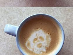 Kocak! Kumpulan Latte Art yang Gagal Total