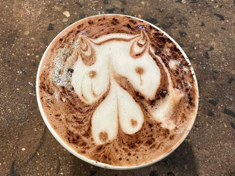 Zonk! 10 Latte Art yang Desainnya Bikin Kecewa