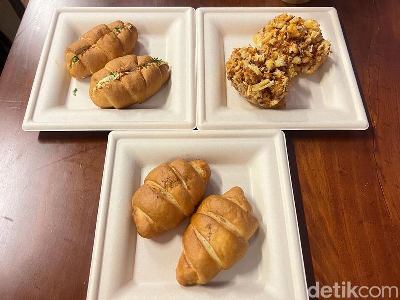 Little Salt Bread viral di Blok M