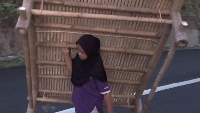 Nenek Sinar