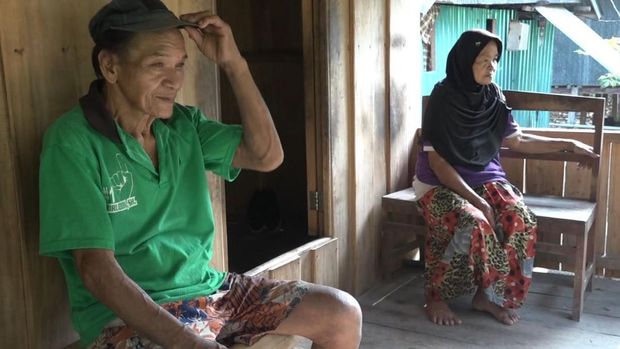 Nenek Sinar dan Kakek Sidda