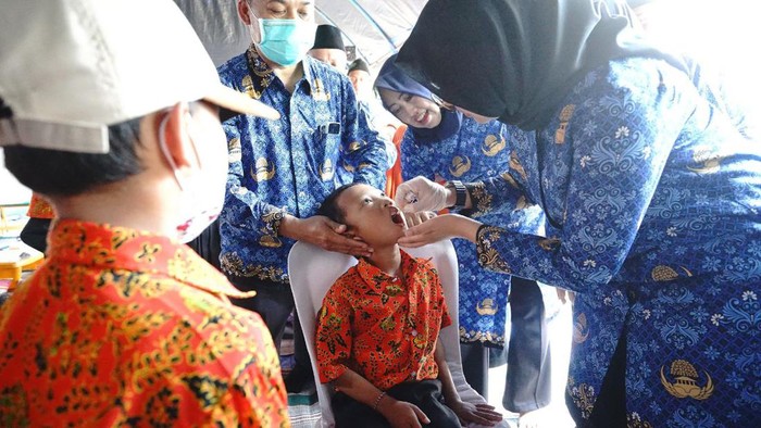 Pekan Imunisasi Nasional Polio di Banyuwangi.
