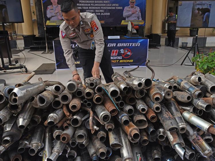Polda Banten Musnahkan 1.230 Knalpot Brong