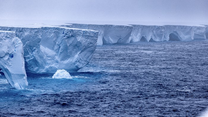 The worlds largest iceberg, named A23a, is seen in Antarctica, January 14, 2024, in this picture obtained from social media.  Rob Suisted - http://naturespic.com/via REUTERS  THIS IMAGE HAS BEEN SUPPLIED BY A THIRD PARTY. MANDATORY CREDIT.