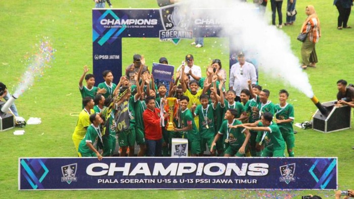 Persebaya U-13 juara Piala Soeratin