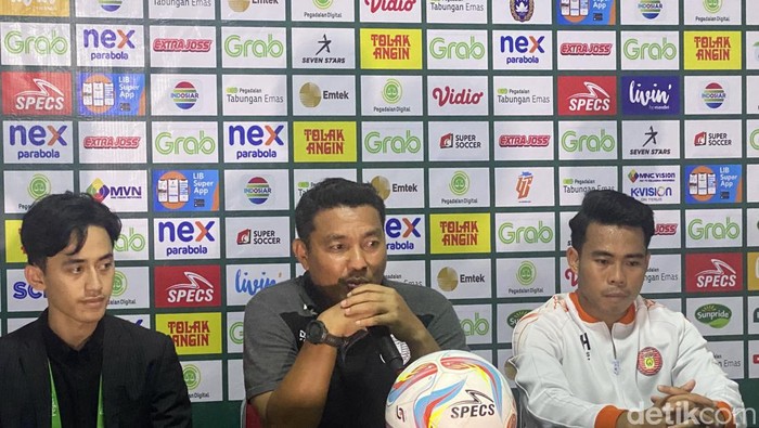 Sesi jumpa pers Persiraja Aceh usai menahan imbang PSIM Jogja di Stadion Mandala Krida, Jogja, Rabu (17/1/2024).