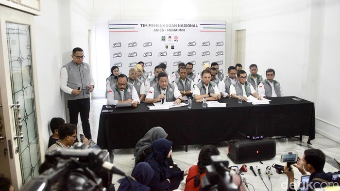 Timnas Pemenangan Anies Baswedan-Muhaimin Iskandar AMIN menyampaikan praktek kecurangan Pemilu 2024. Mereka minta Bawaslu mengawasi proses pemilu.