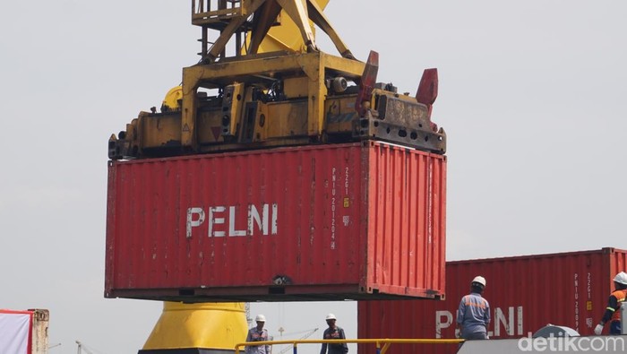 Tol laut pelabuhan tanjung perak surabaya