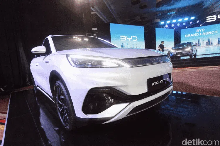 3 Mobil Listrik BYD Mengaspal di Indonesia